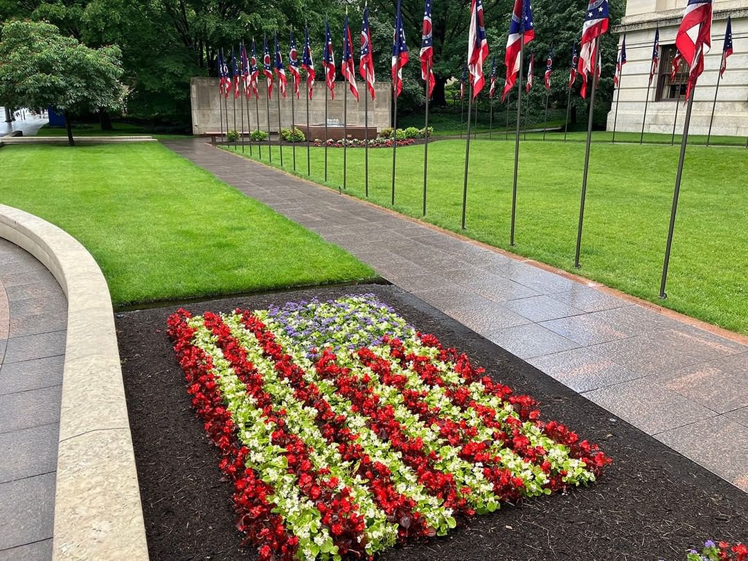 🇺🇸 Honoring all who served.

Today and every day, we are forever grateful to the individuals who have made the ultimate sacrifice for our nation.

Thank you to Armed Forces service members, past and present, and all military families for your service and sacrifice. #MemorialDay