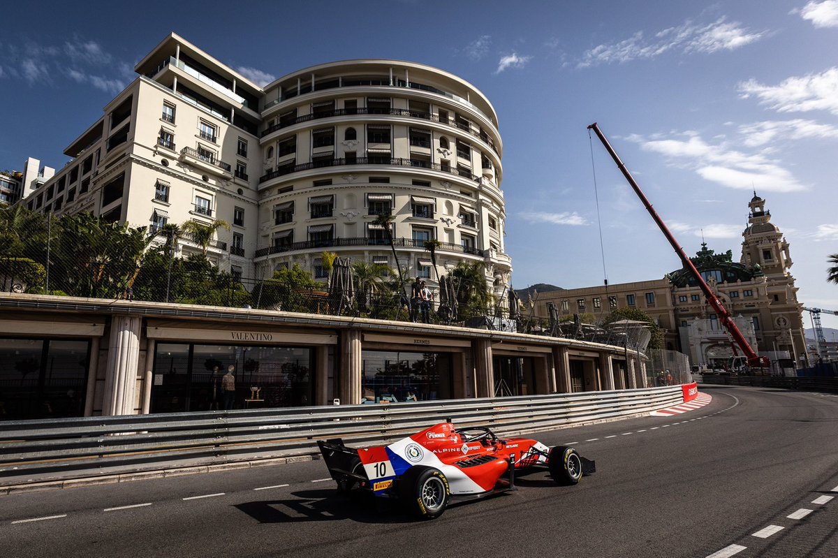 JoshuaDuerksen1's tweet photo. ¡HICIMOS HISTORIA! 🔥
Fui el primer paraguayo corriendo y sumando puntos en el Monaco 🤩
Definitivamente el mejor fin de semana de mi vida, sumado el placer de representar a mi país!! 🇵🇾 Aun quedan muchos objetivos por cumplir, así que no paramos!!

#SomosMbarete 🇵🇾 https://t.co/oXwvtb7pmP