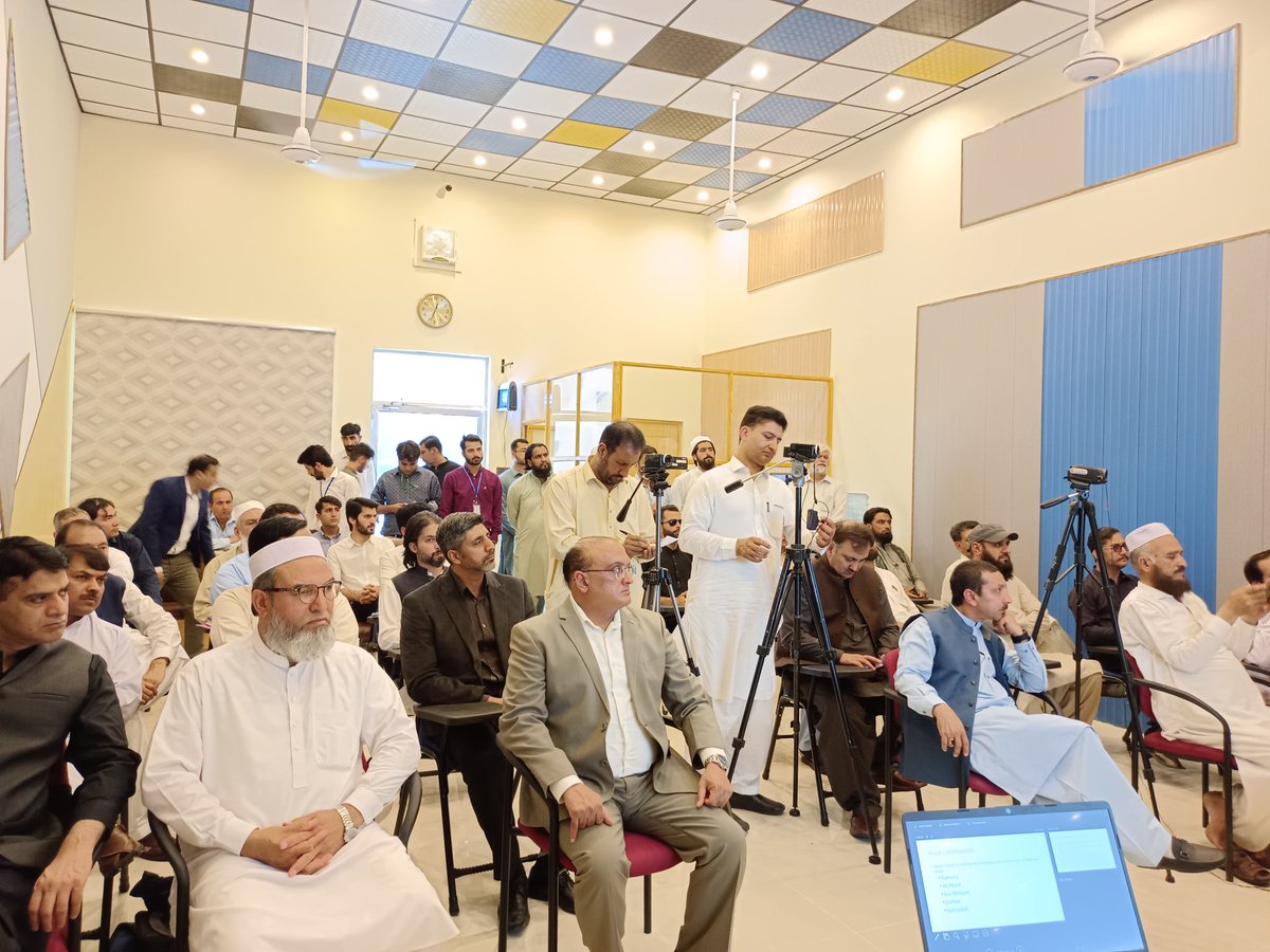 UOM_LowerDir_KP's tweet photo. Inauguration Ceremony of Digital Hujra at UoM to provide digital services &amp; technology for promoting agriculture, fruits processing, stimulating entrepreneurship, rural empowerment &amp; ecotourism in Malakand Division in particular &amp; Khyber Pakhtunkhwa in general.
#DigitalHujra https://t.co/2brp0fw2y8