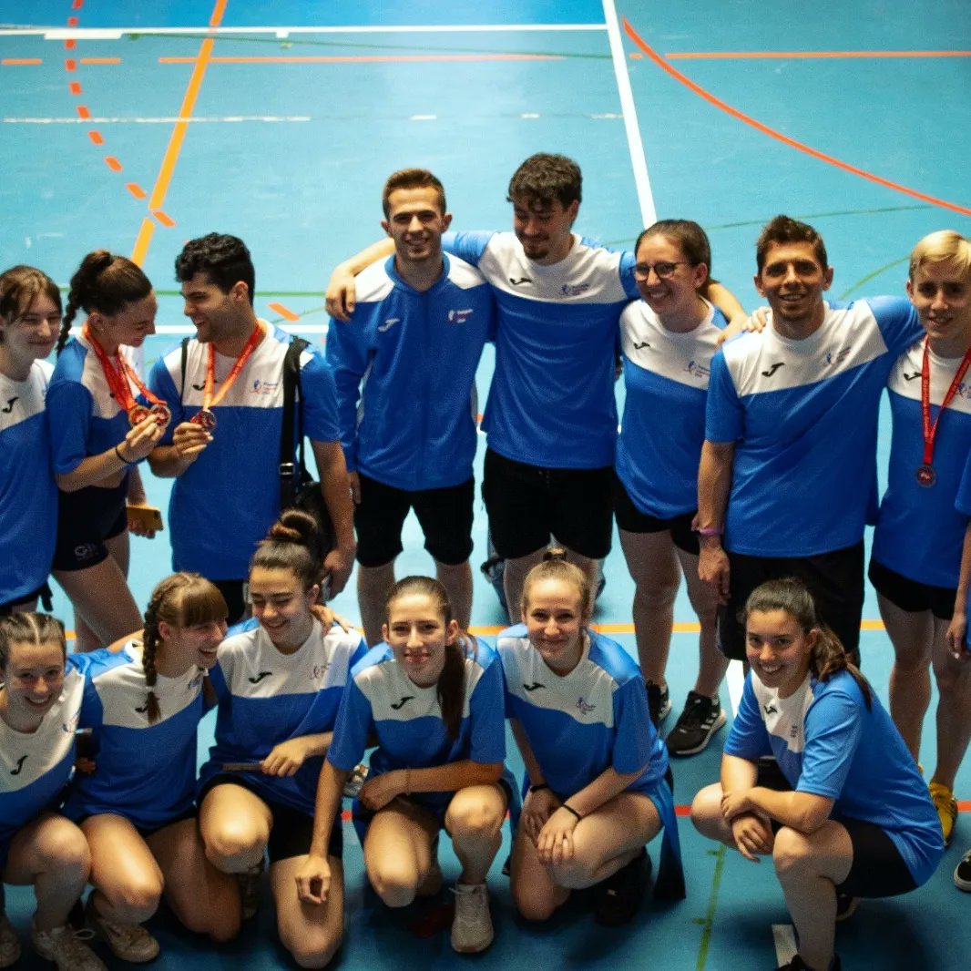 ClubLeganes's tweet photo. Resumen Copa Madrileña de Base

Claudia Maestro Mejías
🥇 Doble Minitramp
🥈 Trampolin

Gonzalo Olarte López 
🥉 Trampolín

Samuel Carro Sánchez
🥉 Doble Minitramp

@AytoLeganes @deportesleganes #trampolin @ClubLeganes https://t.co/UP3twL96Iu