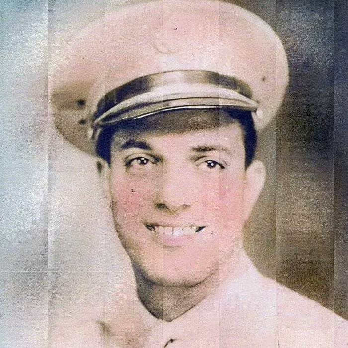 PFC / Medic Frank Paul Papsadore - WW II, Italy, France, Austria, Poland, Germany  RIP 1920 - 1996