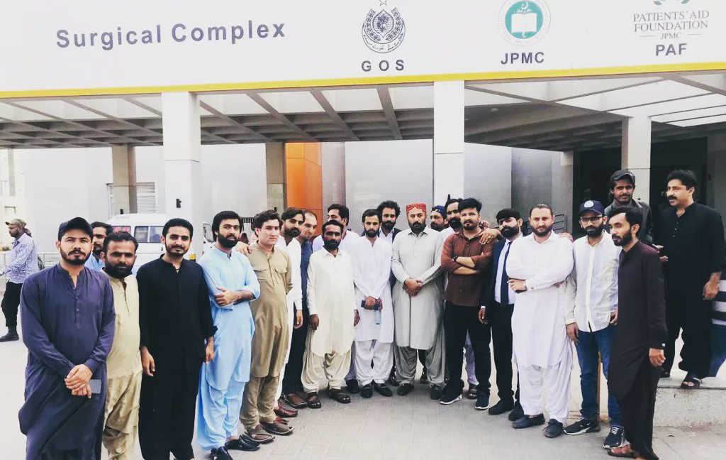 JamshedAlamKha5's tweet photo. Visited JPMC along with Coordinator to Chairman PPP @BBhuttoZardari , @MirSohrab to inquire about the health of injured PSF's workers in JPMC.

#TerroristJamiat https://t.co/1pgrvJTGFb