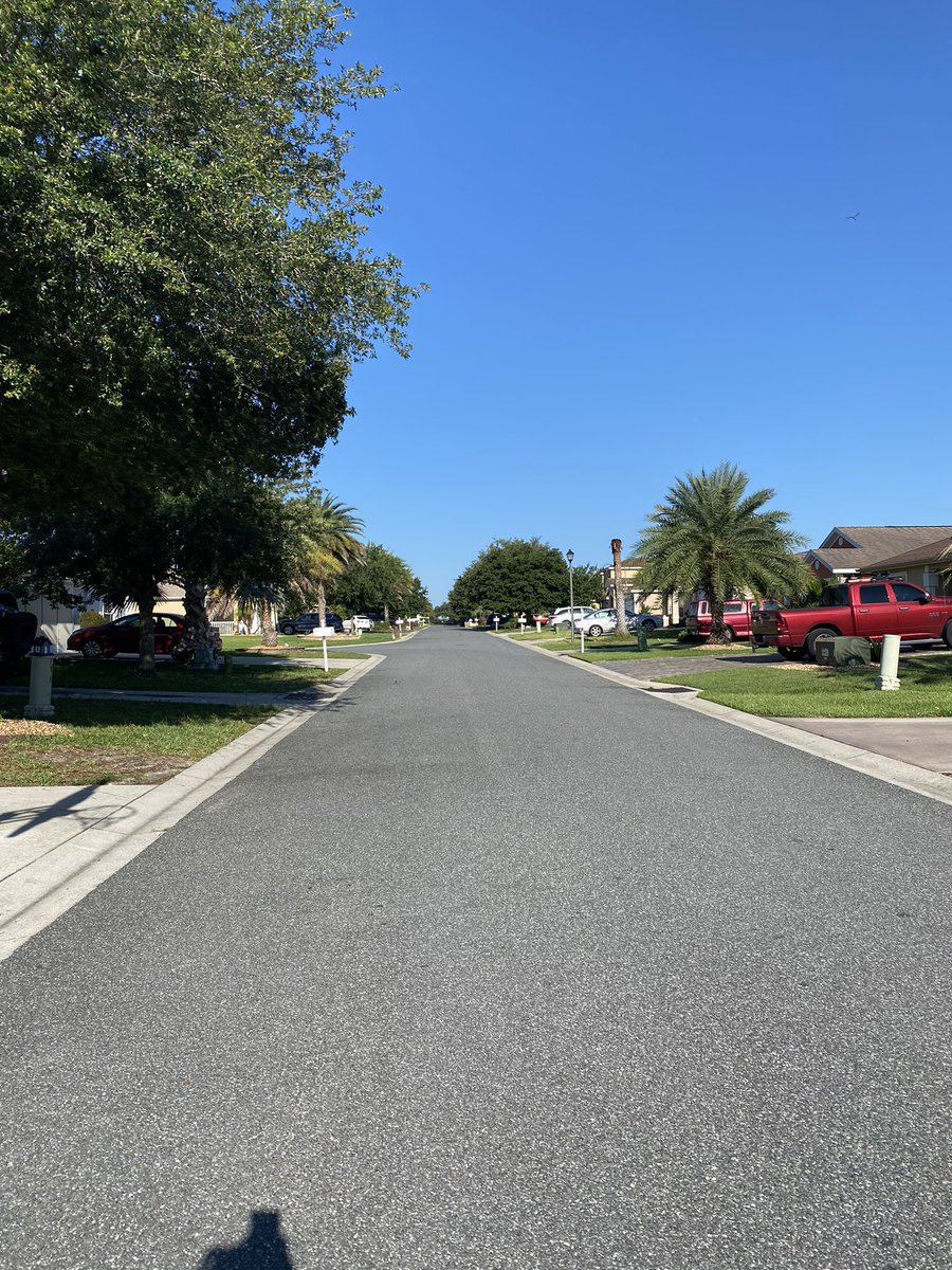 keto_mandy's tweet photo. 4 miler this morning. Comfortable pace. #running #endurancerunning #halfmarathontraining #summerrunning #goals #fitover40 #MondayRun #4milerun https://t.co/gBuOdmz2aj