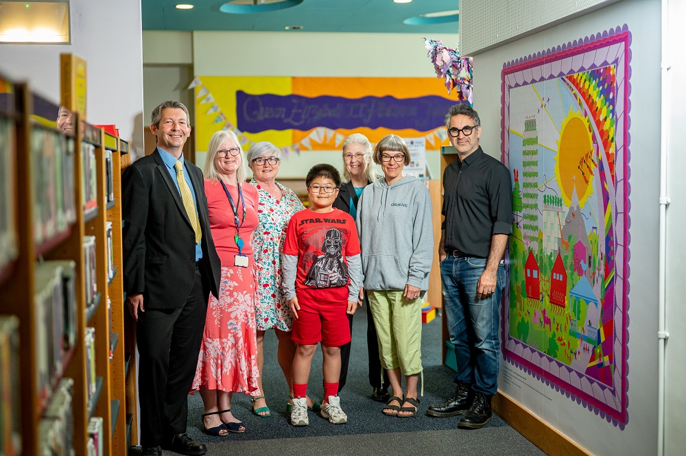 West Sussex County Council (@wsccnews) on Twitter photo On Saturday (28 May), #Crawley Library unveiled its new mural depicting what the future of Crawley looks like to local 9 & 10 yr olds. For the full story, visit ow.ly/b0ef50JkLiT. Image credit: <a href="/dcoolimages/">Darren Cool Images</a>.
<a href="/WSCCLibraries/">West Sussex Libraries</a>, <a href="/CreativeCrawley/">Creative Crawley</a>, <a href="/MrKarWala/">Karl Singporewala RIBA RWA</a>, <a href="/Tilgate_FGreen/">Duncan Crow ๐ฌ๐ง ๐บ๐ฆ ๐ฎ๐ด ๐จ๐ฆ ๐ฌ๐ฑ</a> On Saturday (28 May), #Crawley Library unveiled its new mural depicting what the future of Crawley looks like to local 9 & 10 yr olds. For the full story, visit ow.ly/b0ef50JkLiT. Image credit: <a href="/dcoolimages/">Darren Cool Images</a>.
<a href="/WSCCLibraries/">West Sussex Libraries</a>, <a href="/CreativeCrawley/">Creative Crawley</a>, <a href="/MrKarWala/">Karl Singporewala RIBA RWA</a>, <a href="/Tilgate_FGreen/">Duncan Crow ๐ฌ๐ง ๐บ๐ฆ ๐ฎ๐ด ๐จ๐ฆ ๐ฌ๐ฑ</a>