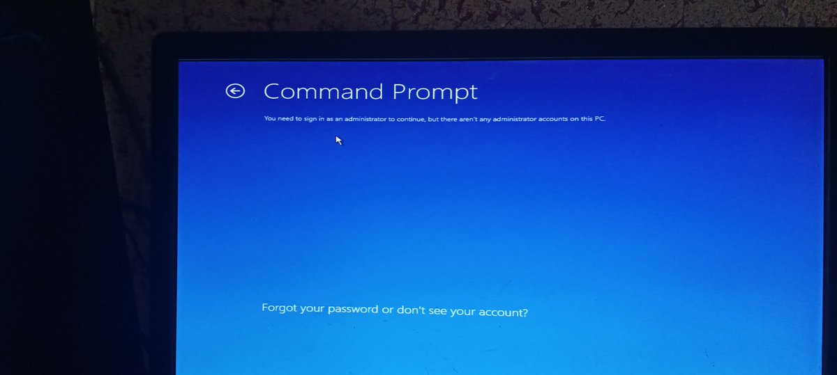 Off topic, I want to ask you something

   After I finished studying, I tried to enter the computer, I encountered these problem.
    I don't want to lose any files, everything related to the project is in it

   I hope to find someone who has the solution
#win10 #problem
