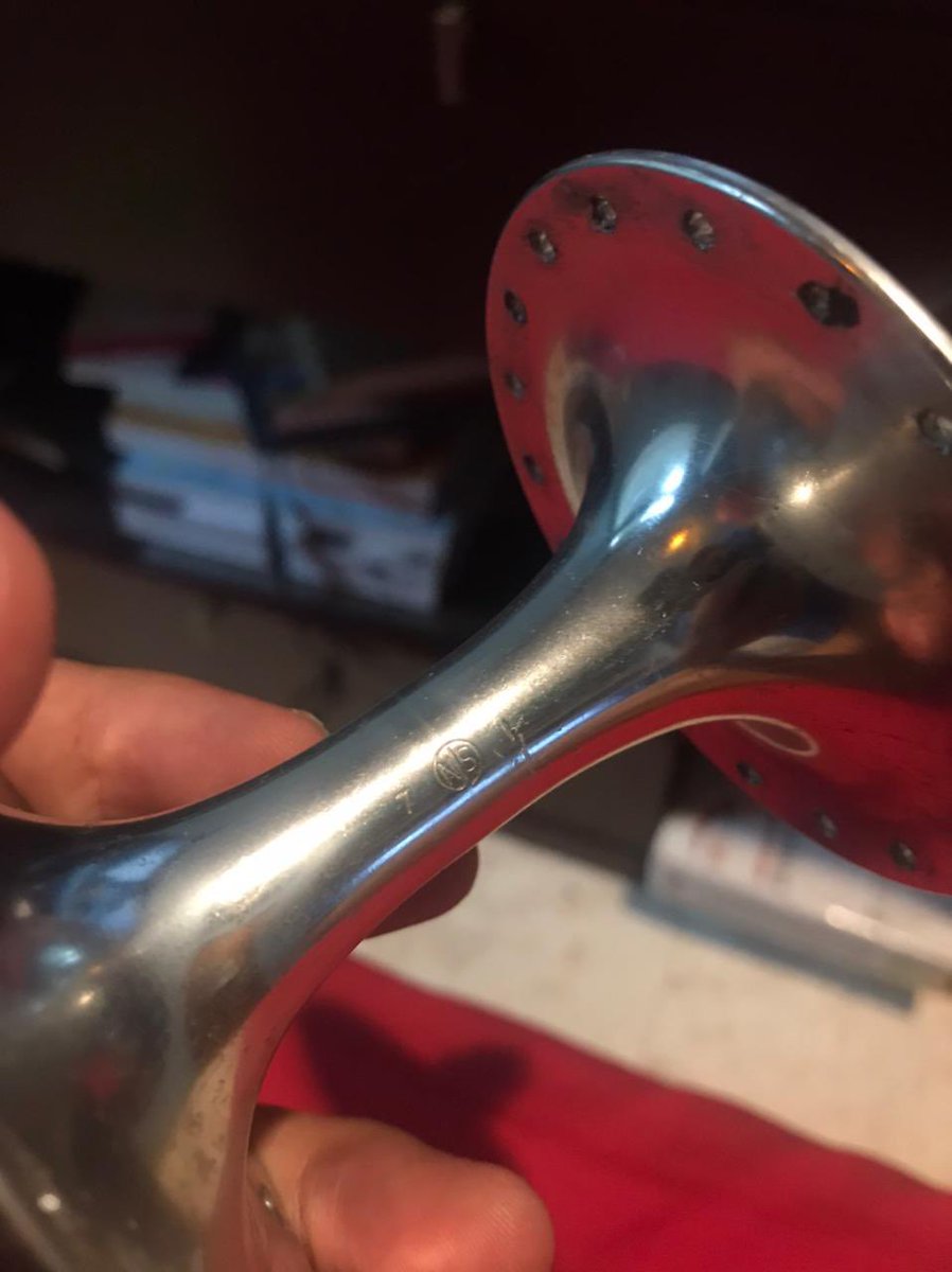 BerjualanS's tweet photo. #fnfjb suzue promax njs hub 36h, front only, kondisi mantap, jual cepat 650rb saja nett, kontak 0817728949, lokasi Cilandak JakSel https://t.co/o89P3FUvSv