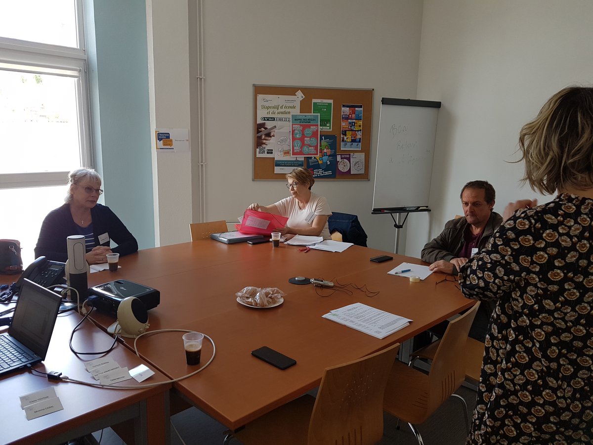 CarsatNordEst's tweet photo. Aujourd'hui, la @CarsatNordEst organise sa deuxième Agora retraite dans ses locaux de @VilledeReims.
Au programme : partage d'expériences, échanges et propositions pour améliorer nos services en adéquation avec les attentes et les besoins de nos assurés.📝 https://t.co/BCDyIrIAyh