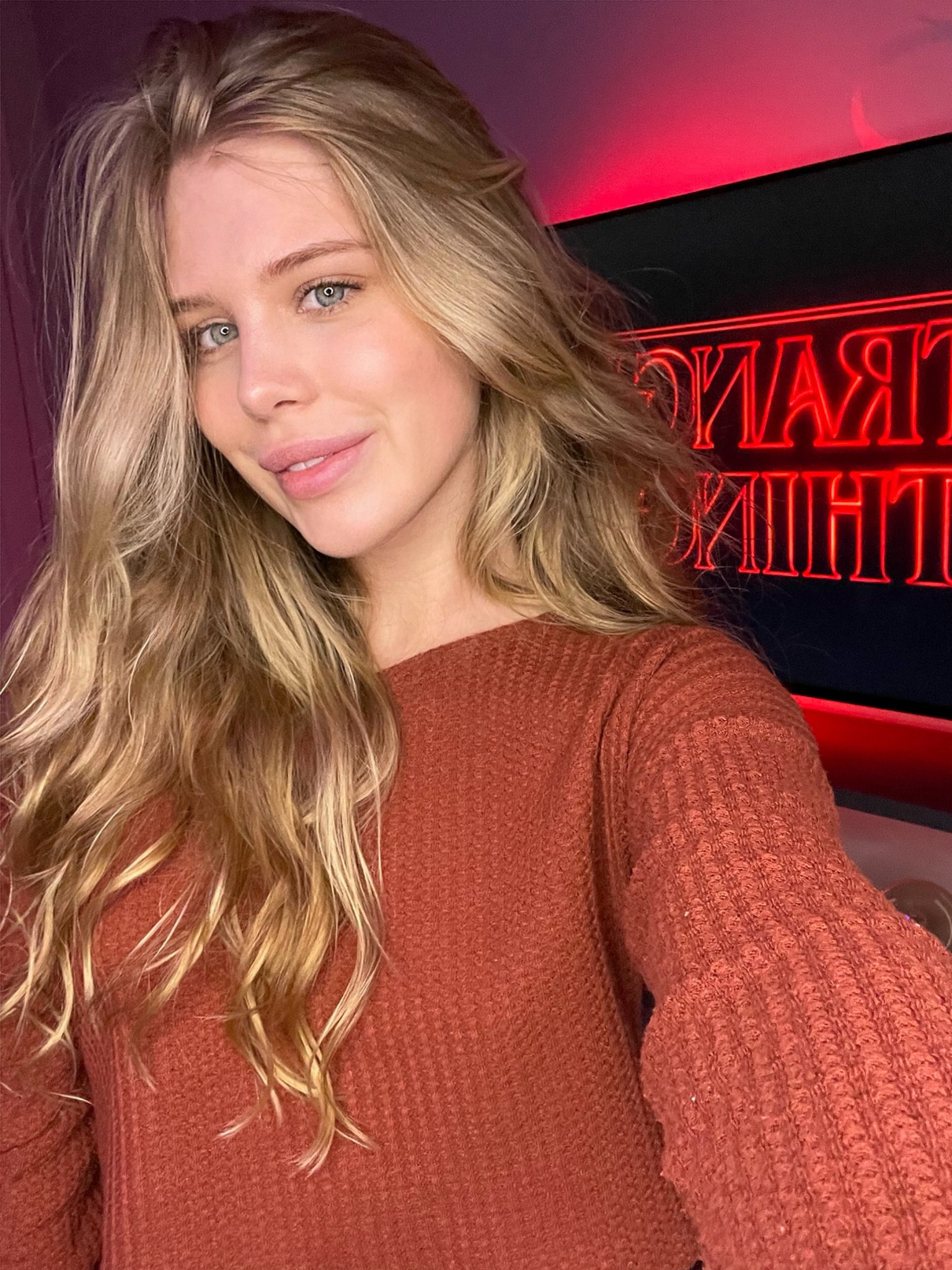 TW Pornstars - Daria Angel. Twitter. StrangerThings4 😝 its happening. I  watched all 7 episodes. 1:20 PM - 30 May 2022