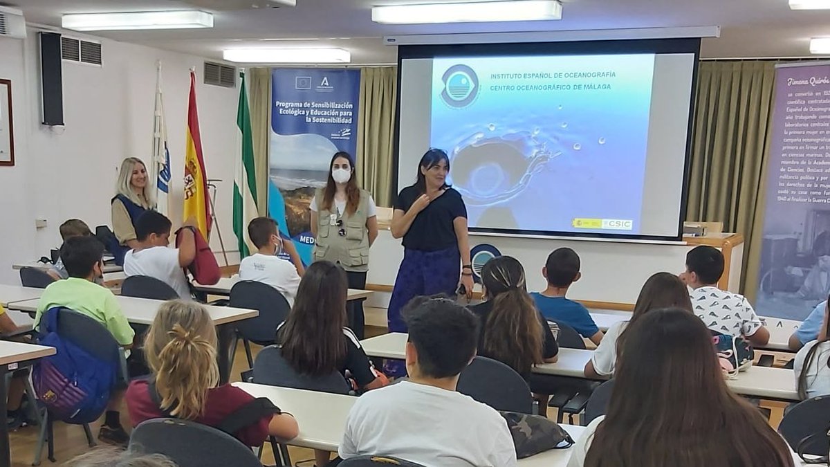 IEO_Malaga's tweet photo. Qué alegría recibir nuestra primera visita de un colegio tras estos años de pandemia 🤗

Esperamos haber despertado alguna vocación científica entre los estudiantes del CEIP María Zambrano de Mijas 🌊🔬👧🏻👦🏻 https://t.co/3VyQVjzF7e