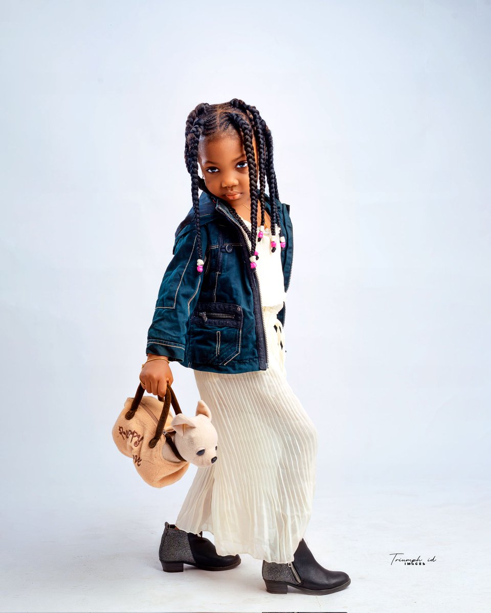 IdTriumph's tweet photo. A child is an uncut diamond💎

Abeg Retweet for  me thanks🙌🙌🙌
#asaba
#sabinus #tiwa #patutomi #Jonathan #oxlade #tinubu #aisha https://t.co/sgLRMqpeym