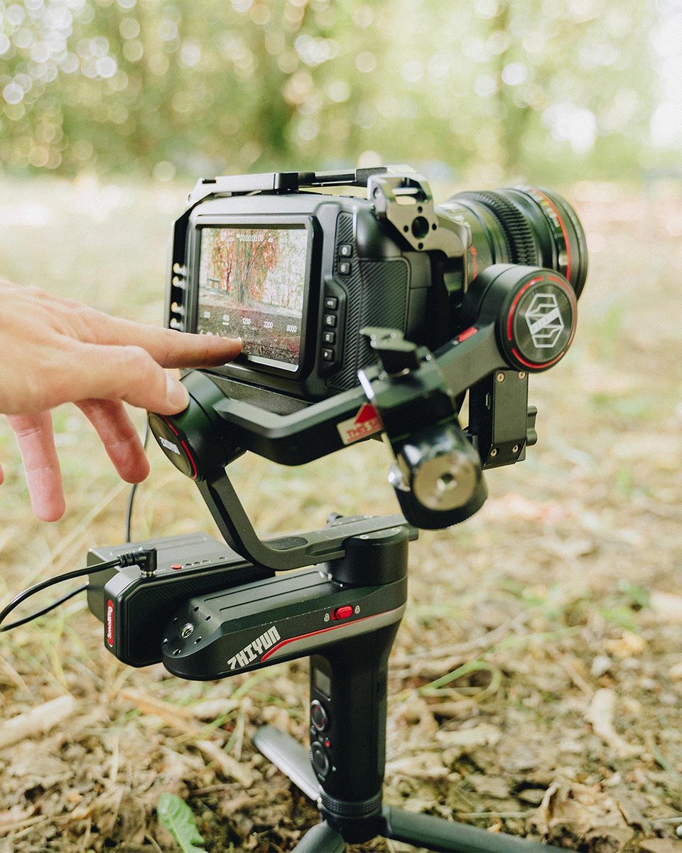 matteobernardis's tweet photo. run and gun // shot on @Blackmagic_News 
.
.
.
#cinematographer #filmmaker #dop #blackpromist #blackmagicdesign #bmpcc4k #bmpcc6k #bmpcc6kpro #ursamini #ursaminipro #braw #butteryluts #lensaddiction #camerabrains #filmmakersworld https://t.co/3udHWJjppg