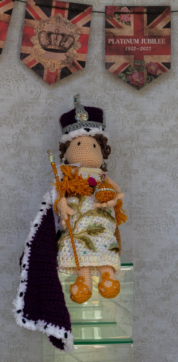 YarnBomber100's tweet photo. Children's Royal Trail 
Have you found the Princess Diana, The Queen &amp; Henry VIII yet?
Full details here https://t.co/M1q6jPx5Zh
Bid for your favourite character here:
https://t.co/bn2qJGMprF
#queensplatinumjubilee #freeevent https://t.co/zaxiYFb8dB
