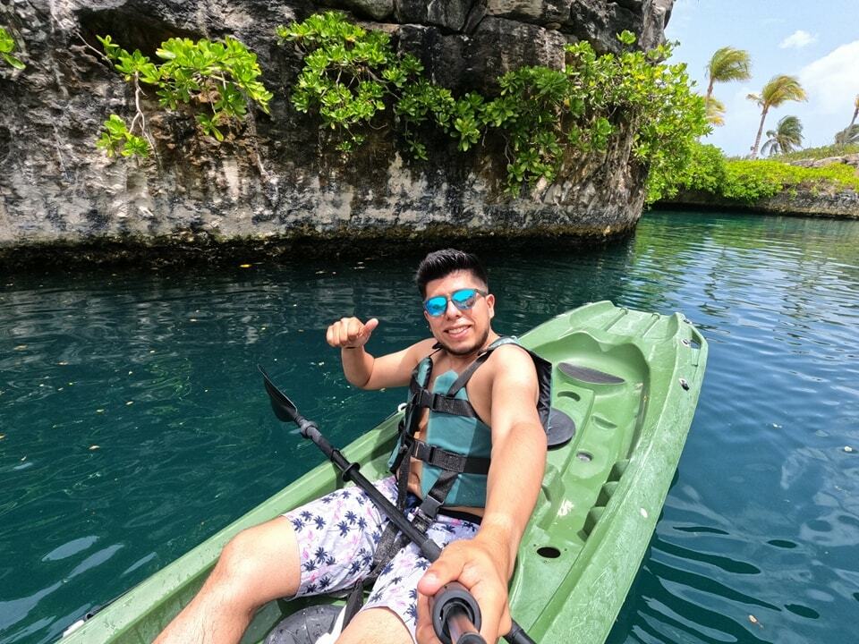alexlopezdba's tweet image. Simplemente disfrutando #HotelXcaretArte #kayak #paddleboard #rivieramaya instagr.am/p/CeLvyzYO5E8/
