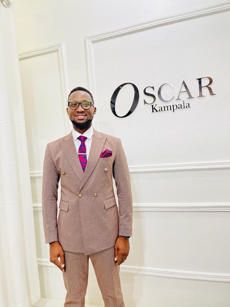 Kobs_Fifi's tweet image. If my brothers @bamwinejnr and @mr___honey are serious this semester, I’m definitely going to get them these amazing suits from @OscarSuits01