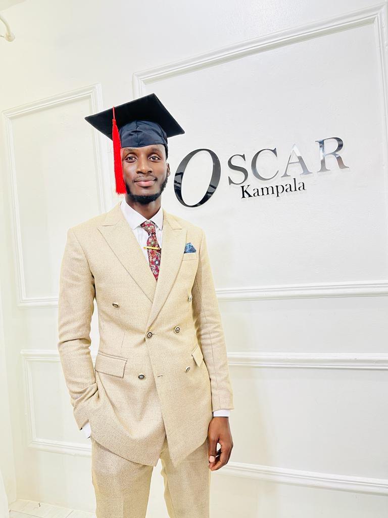 Kobs_Fifi's tweet image. If my brothers @bamwinejnr and @mr___honey are serious this semester, I’m definitely going to get them these amazing suits from @OscarSuits01