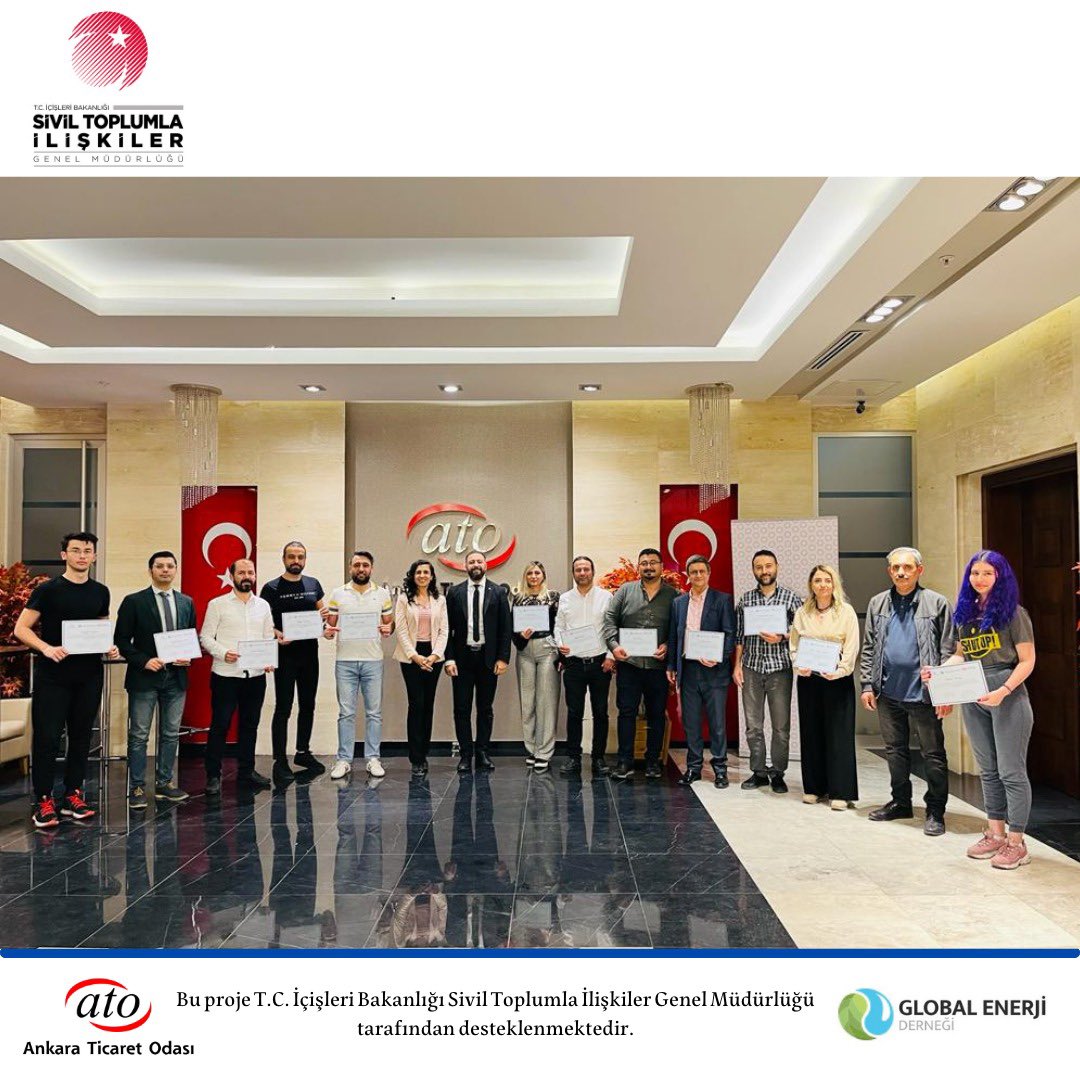 GEDorg's tweet photo. Eğitimlerini tamamlayan firma temsilcilerimize katılım belgeleri verildi.@ankarastimm destekleriyle ,derneğimizin koordinatörlüğünde, @ATOkurumsal işbirliği ile gerçekleşen projemizin eğitim programına katılan üyelerimize teşekkür ederiz.@GurselBaran @MuratDilek4 @gayegohome https://t.co/TyKj2hgbis