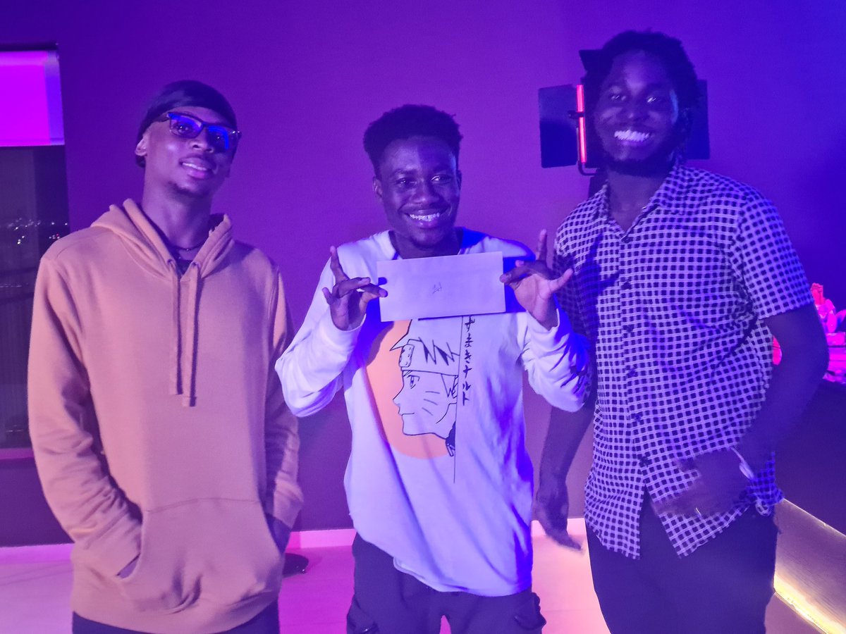 Arena233GH's tweet photo. Congratulations to THE PUSSIOS for winning Apex Armageddon #2!!!
Congrats to all other participants for fighting their hardest! See you in the next one!

1st: THE PUSSIOS
2nd: I-RED
3rd: PLAYPROVINCE
4th: DK STAR
▫️ https://t.co/xNWJMCYqjm