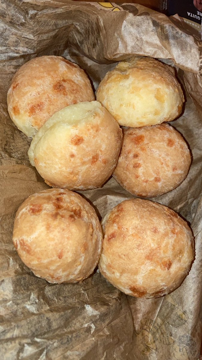 clubdelbajon's tweet photo. Con este frío solo puedo pensar en mate y chipa https://t.co/KBC16UxHQZ