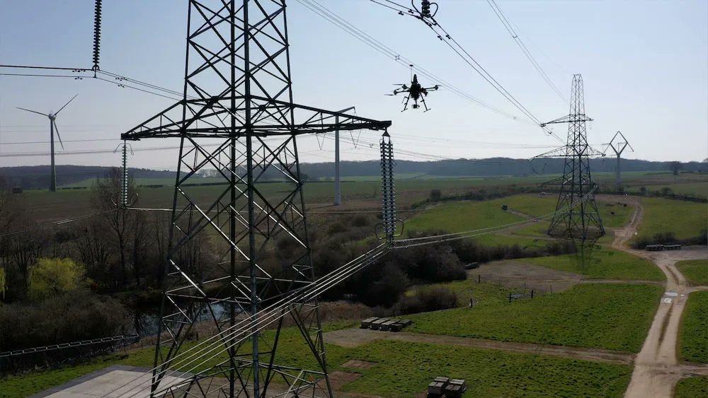 UnmannedSystem's tweet photo. National Grid Trials Drones for Automated Pylon Inspection https://t.co/AhEsGgx0M7 #drones #inspectiondrones #automation https://t.co/4qXMsr5BYD