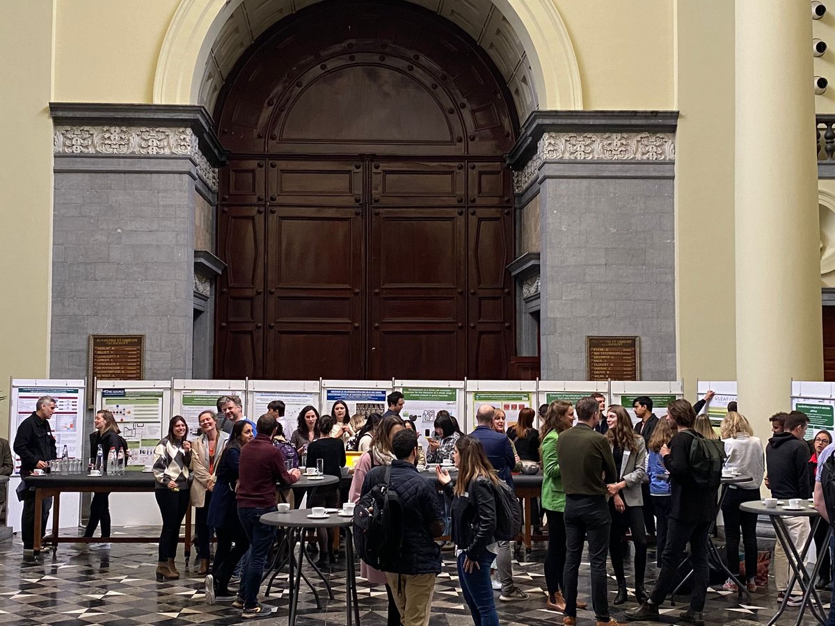 Bioref_Cluster's tweet photo. #BiorefineConference inspiring discussions at our poster session! It is nice to see people gathering together to talk about #bioresource #recovery! #circulareconomy #EUGreenWeek https://t.co/fRMV2Kx9q9