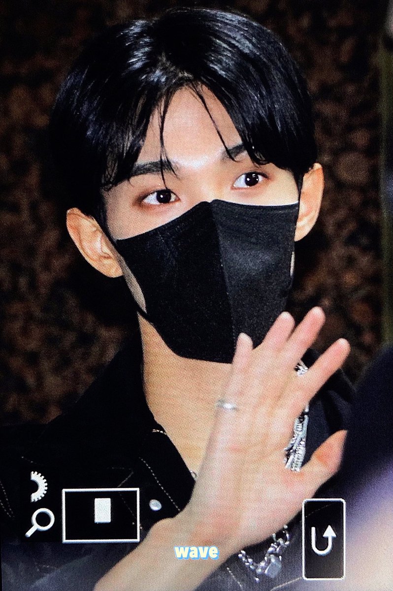 wave_dk's tweet image. 220530 퇴근 

#세븐틴  #DK 
#SEVENTEEN  #도겸