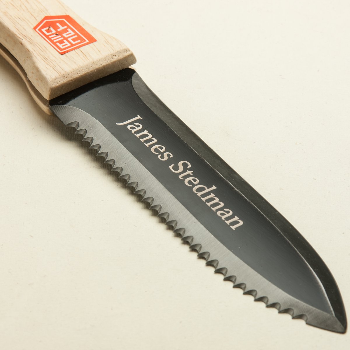 japetoltd's tweet photo. Our original Hori Trowel Knife is back in stock! Grab yours today, and don't forget to add your personalisation's before you check out 😍
#personalised #personalisedgift #engravedgift #laserpersonalised #japeto #japetotools #japanesegardentools #japanesegardening #japetogarden https://t.co/xU2eL9DJ44