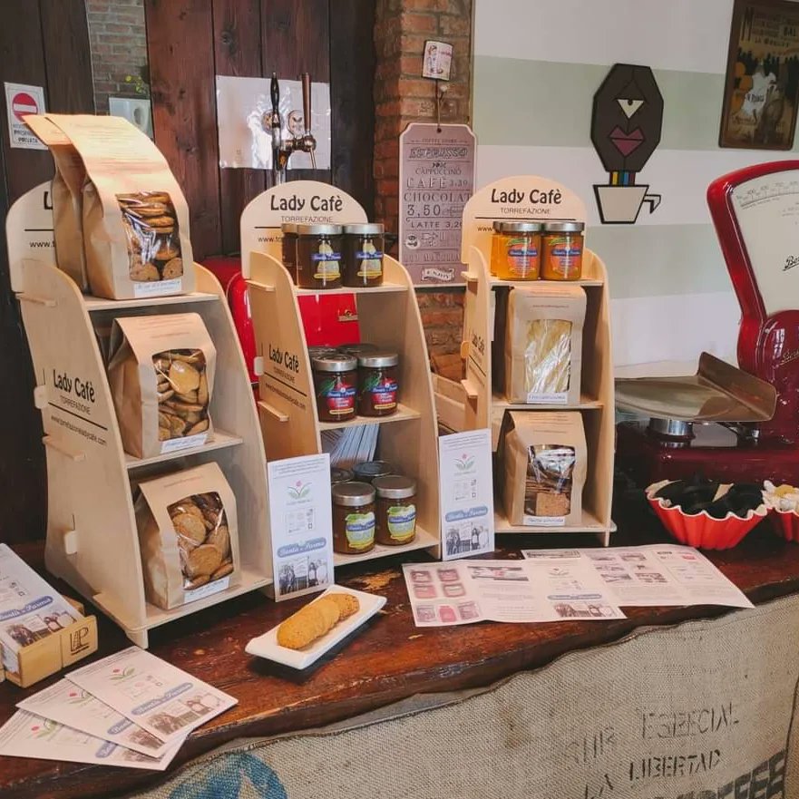 Da oggi presso la sala degustazione di @Torrefazioneladycafe potrai trovare i prodotti di Food Farm 4.0, il luogo dove si incontrano le imprese e le scuole del territorio. #caffè. 
#foodfarm #sostenibilità #territorioparmense #scuolesuperiori #buoncibo