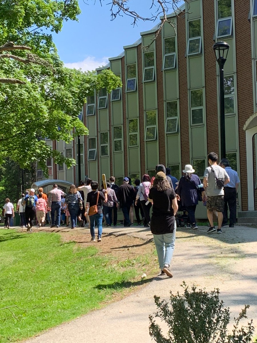 GlendonCampus's tweet photo. Merci à tous nos visiteurs et visiteuses sur notre campus ce week-end pour @Doors_OpenTO. Ce fut un plaisir de vous rencontrer.
Un grand merci à tous nos bénévoles qui ont contribué au succès de l’événement!
#DOT22 #Glendon https://t.co/2cSuU3uFuJ