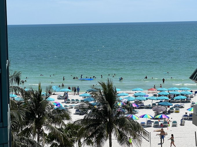Beautiful Florida beach https://t.co/YnR7q1SCve<a href="/tag/charlotteflair"class="tags"><span>#charlotteflair</span></a>