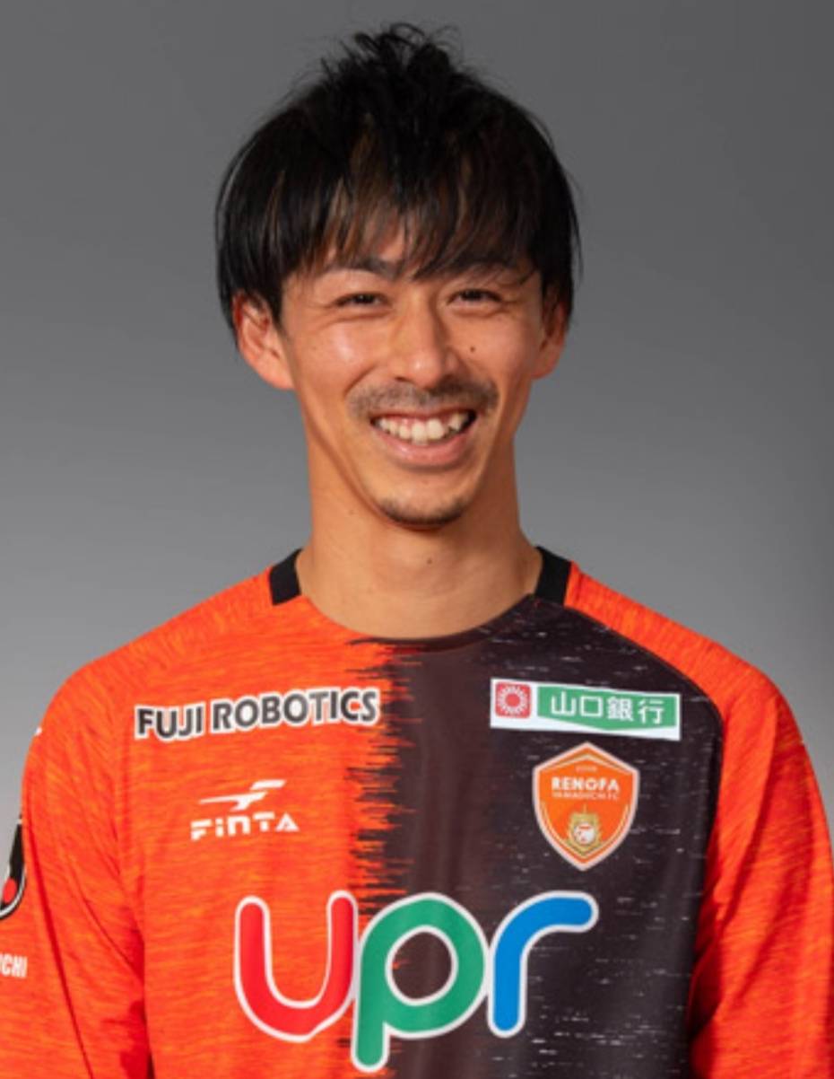 まさえ 昨日の試合後 横浜サポーターの謙介さんへのたくさんのコメントや写真を目にして こんなにも サポーターに愛されていたんだなぁ と改めて感じました 強い覚悟で山口に来てくれた謙介さん 横浜サポーターに負けないよう大切に後押しし