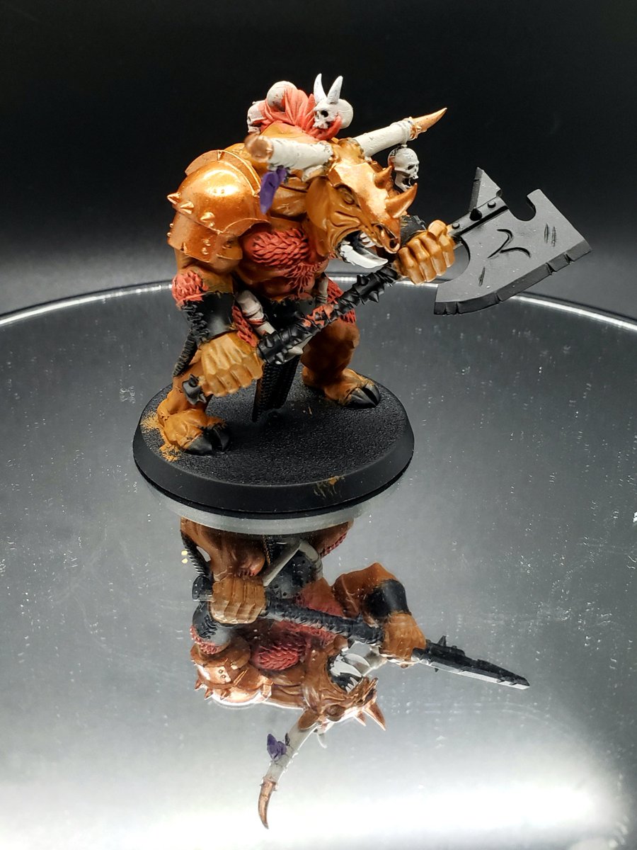 SinaraiP's tweet photo. Sharing again for the morning Crew π
I've never timed myself or attempted a speed paint, so I wanted to see how much of a miniature I could do in an hour. My first Bullgor for #AnimosityIV #DaWarpath
#WIP
#ageofsigmar #WarhammerCommunity #wepaintminis #beastsofchaos #bullgor https://t.co/iWaHoXRWqv