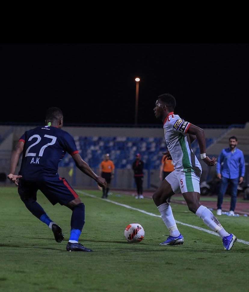 MD__yi's tweet photo. بعد نهاية هذا الموسم الطويل شكراً لأصدقائي 🤍🤍🙏🏽 #دوري_يلو https://t.co/Gs6KMuhfmw
