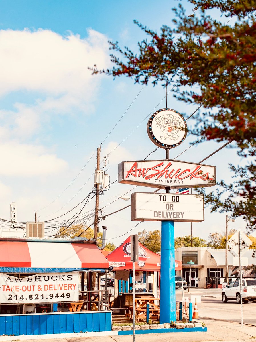 Wishing you and your family a happy, safe and peaceful Memorial Day from all of us here at Shucks. 🇺🇸

#shucksdallas