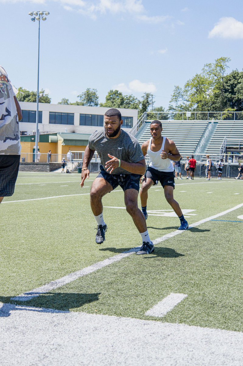 CoachClop's tweet photo. “If the student hasn’t learned, the teacher hasn’t taught." My job is to Improve your technique, mechanics, foot speed, agility, recognition &amp; knowledge of the game!!! #JB4L #UgonnaGetThisWork #GetFIXed https://t.co/qScYt444Hy