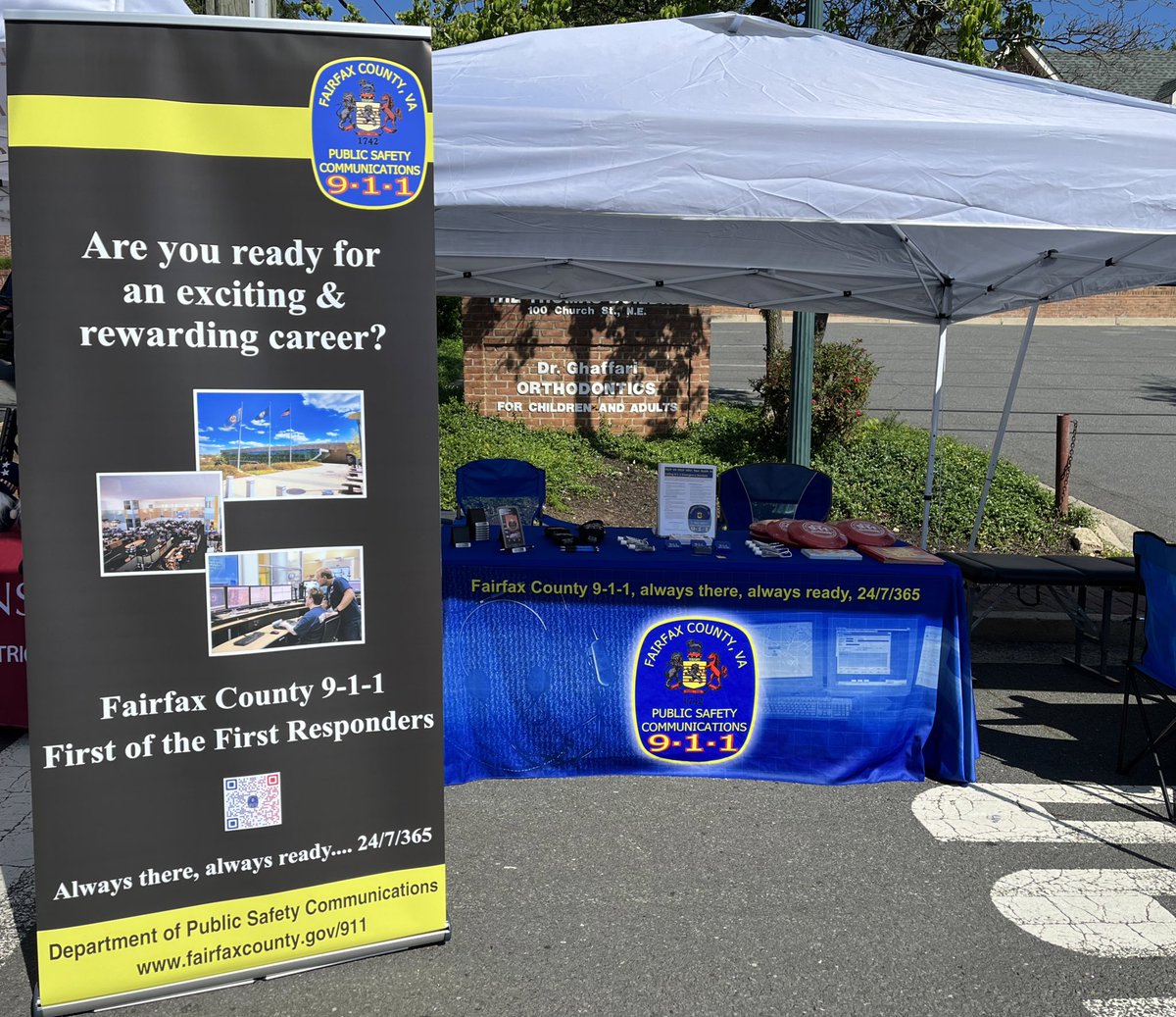 orygunjule's tweet photo. Viva Vienna! 🎉 We are here and we’re hiring! #Fairfaxcounty911 #firstofthefirstresponders https://t.co/X8oNwpYJCf