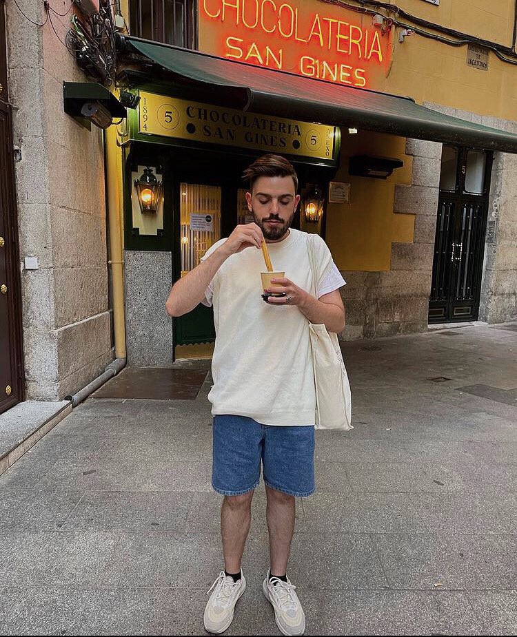 Pide tu chocolate con churros para llevar y disfrútalo por Madrid… ¡PUEDE TENER PREMIO! 😲

¿Queréis saber más? Pronto os contaremos todos los detalles sobre nuestro concurso permanente…

#monumentosangines 

📸 <a href="/namelessdio/">diogo</a>
