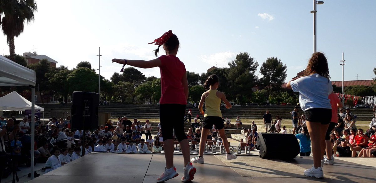 Moltes gràcies a tothom per fer-ho possible. Tots i totes #FemBarri

<a href="/ae_candeu/">AE Can Deu</a> <a href="/Aj_Sabadell/">Ajuntament Sabadell</a> <a href="/FundacioIdea/">Fundació Idea</a> <a href="/bibliotequesSBD/">biblioteques de Sabadell</a> <a href="/ciposabadell/">CIPO</a> <a href="/NordMou/">CAP_nord_es_mou</a> <a href="/espaijove_aecd/">ESPAI JOVE DOCTOR PLANS</a> <a href="/INSJonqueres/">Institut Jonqueres</a> <a href="/parcdelnordsbd/">Comissió Parc del Nord</a> @sbdparticipacio