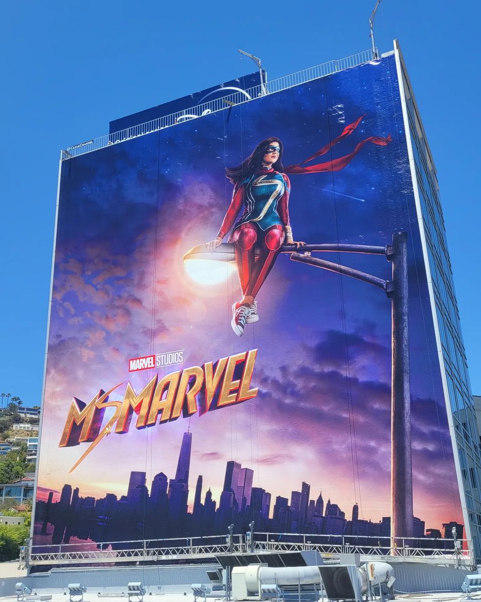 #MsMarvel billboard on Sunset Boulevard in LA! 

📸: wallgods_allaroundgraphics via Instagram