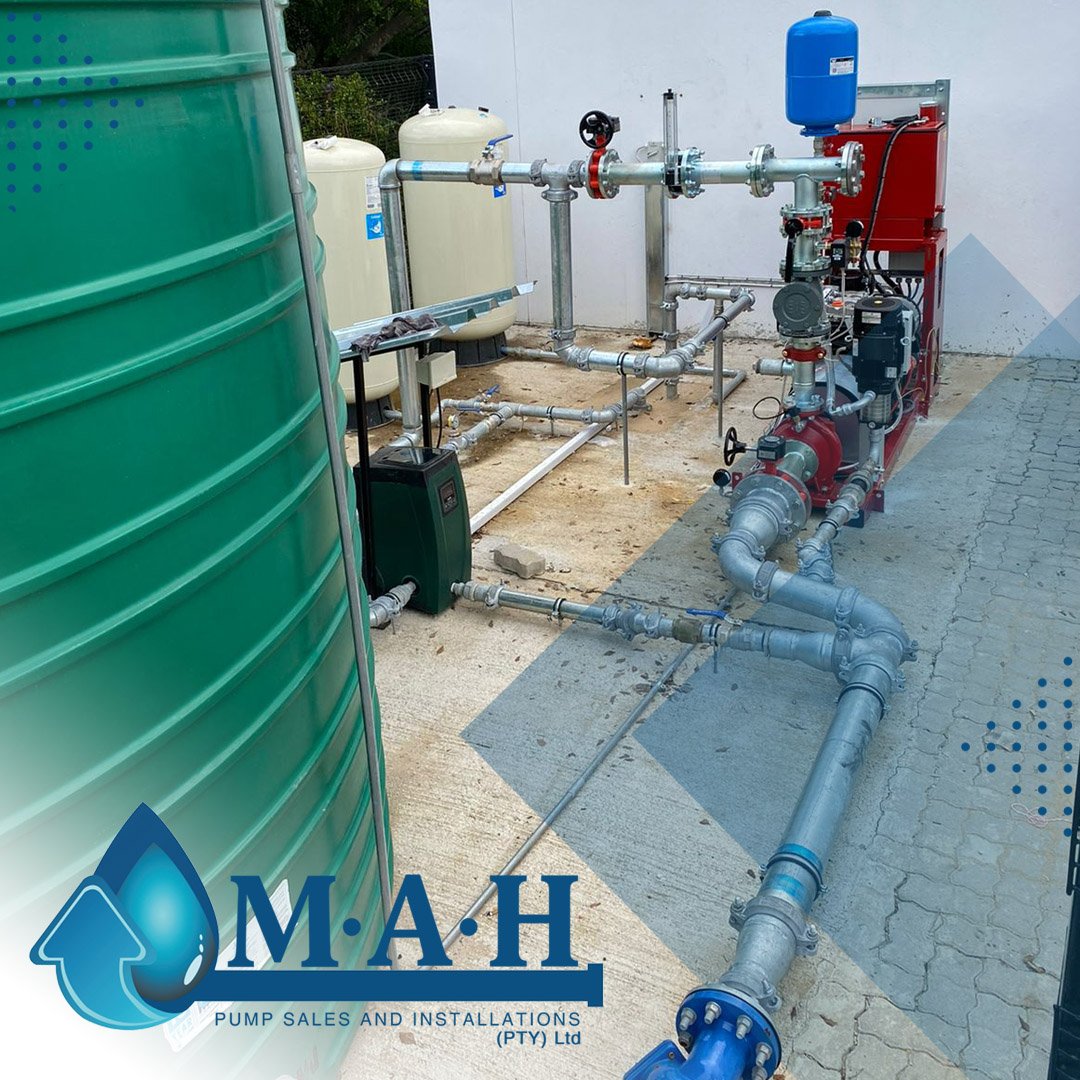 MahPump's tweet photo. With this project we installed a #DAB E.ESYBOX with a 10,000L tank for domestic water supply and a #Grundfos EN #Fire #Booster Set complete with a diesel engine for fire protection at a #BP Petrol station 👌

☎️ +2711 396 1000
🌐 https://t.co/dTwDhSHKuF 

#MAH https://t.co/JlTvutVgu9