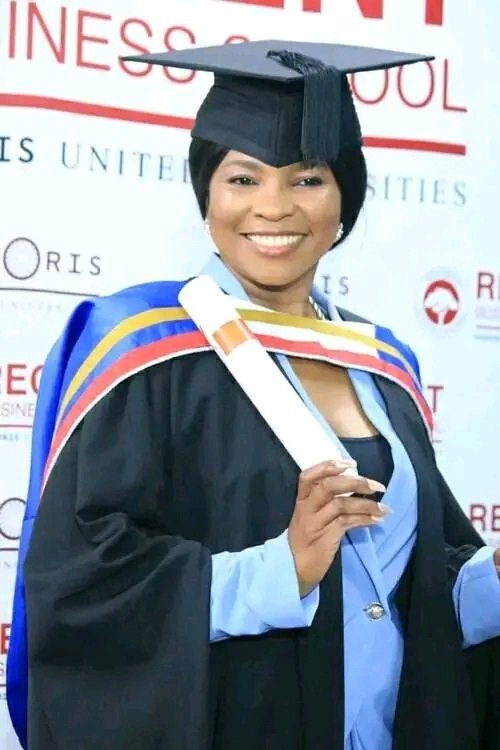 dailysunsa's tweet photo. Ukhozi FMโs Mroza wildest dream comes true!
https://t.co/2VaMbObszH
#Mroza
#ukhozifm https://t.co/xS6Pau36kf