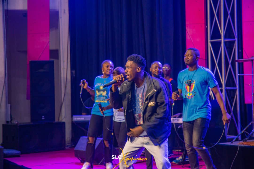 slchurchng's tweet photo. Excerpts from our family and friends Sunday which was yesterday.
Dress code was jeresy and Jean π₯
.
.
Praiseπ₯π₯
.
.
#slcexperience #faithseries #faithforprovision #childrensdayservice https://t.co/Civ2UShLXk