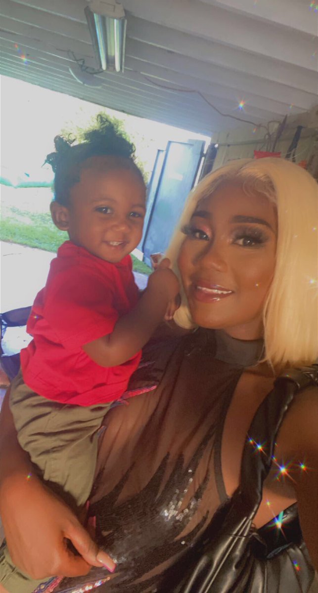 _iiimqueell's tweet photo. On May 30th, 2021 I gave birth to the healthiest Babyboy 💙💙every since this day last year my life has been nothing but Amazing ! First time mother & rocking it out 🥲. #ILYBBY
WISHING A HAPPY 1ST BIRTHDAY TO MY FIRST BORN🎂🎉🤱🏾 #6lb #1oz #19in https://t.co/maZXt4qiSM