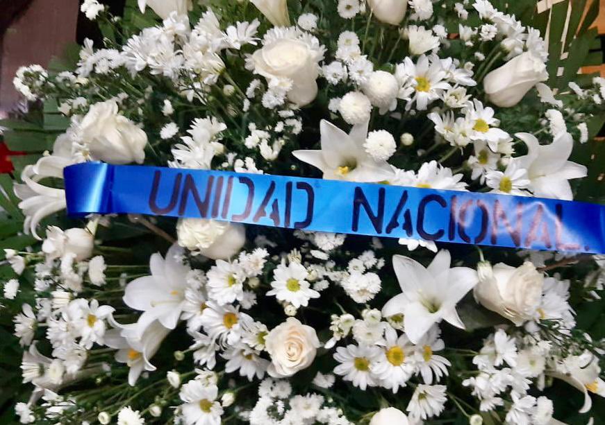 UnidadNic's tweet photo. Desde la Unidad Nacional hemos colocado una corona de flores en las inmediaciones del Estadio Nacional, en memoria de las víctimas asesinadas el 30/05/2018. Reiteramos nuestro compromiso en la búsqueda de JUSTICIA, verdad y no impunidad. #4AñosSinJusticia #30DeMayoLutoNacional https://t.co/bcovu5tahj