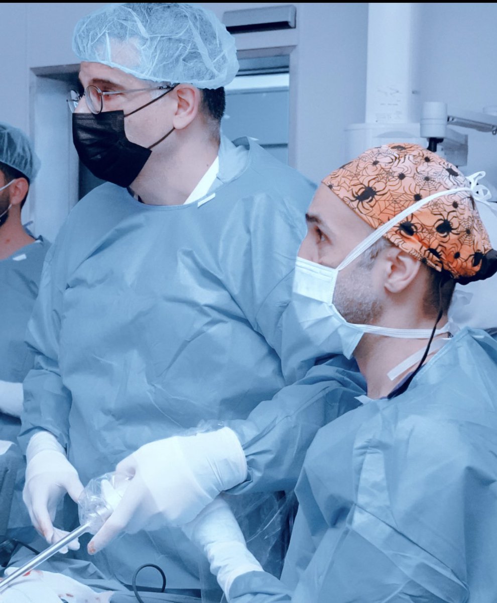 mmo7sen88's tweet photo. It was an honor to meet and perform the 1st case of #Bariclip with prof. Elie Chouillard. #Bariatic #obesity https://t.co/hD6vORGQle