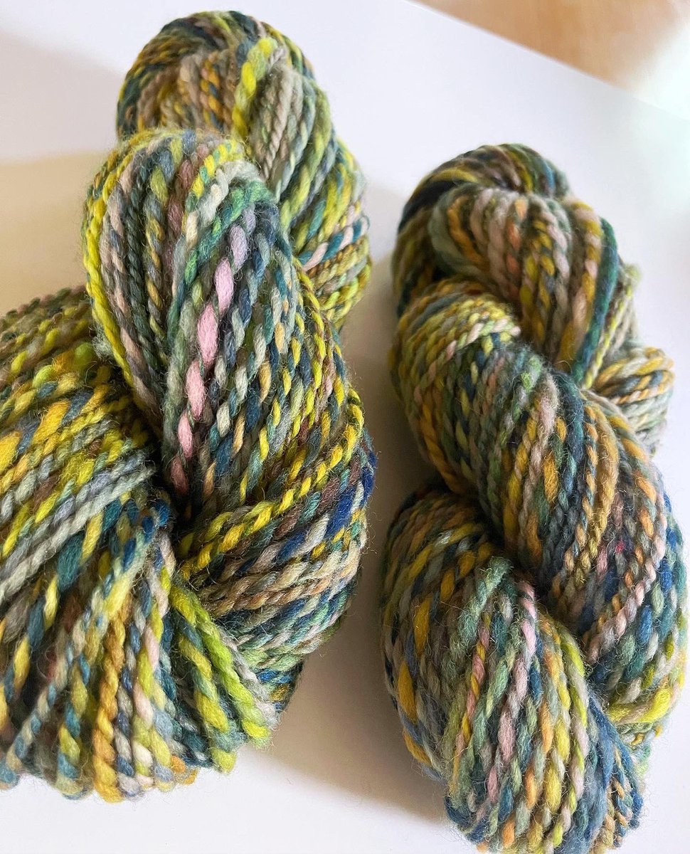 designs_emily's tweet photo. Handspun handpainted Polworth wool #yarn #handspun #fiberarts https://t.co/zULdkmUh8V
