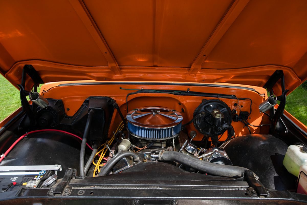 sarahcrabtreee's tweet photo. Your daily dose of Vitamin C is here!
π§‘ https://t.co/cEBpC7dHKi
#orangegoodness #chevy https://t.co/MkgU6OU8F0