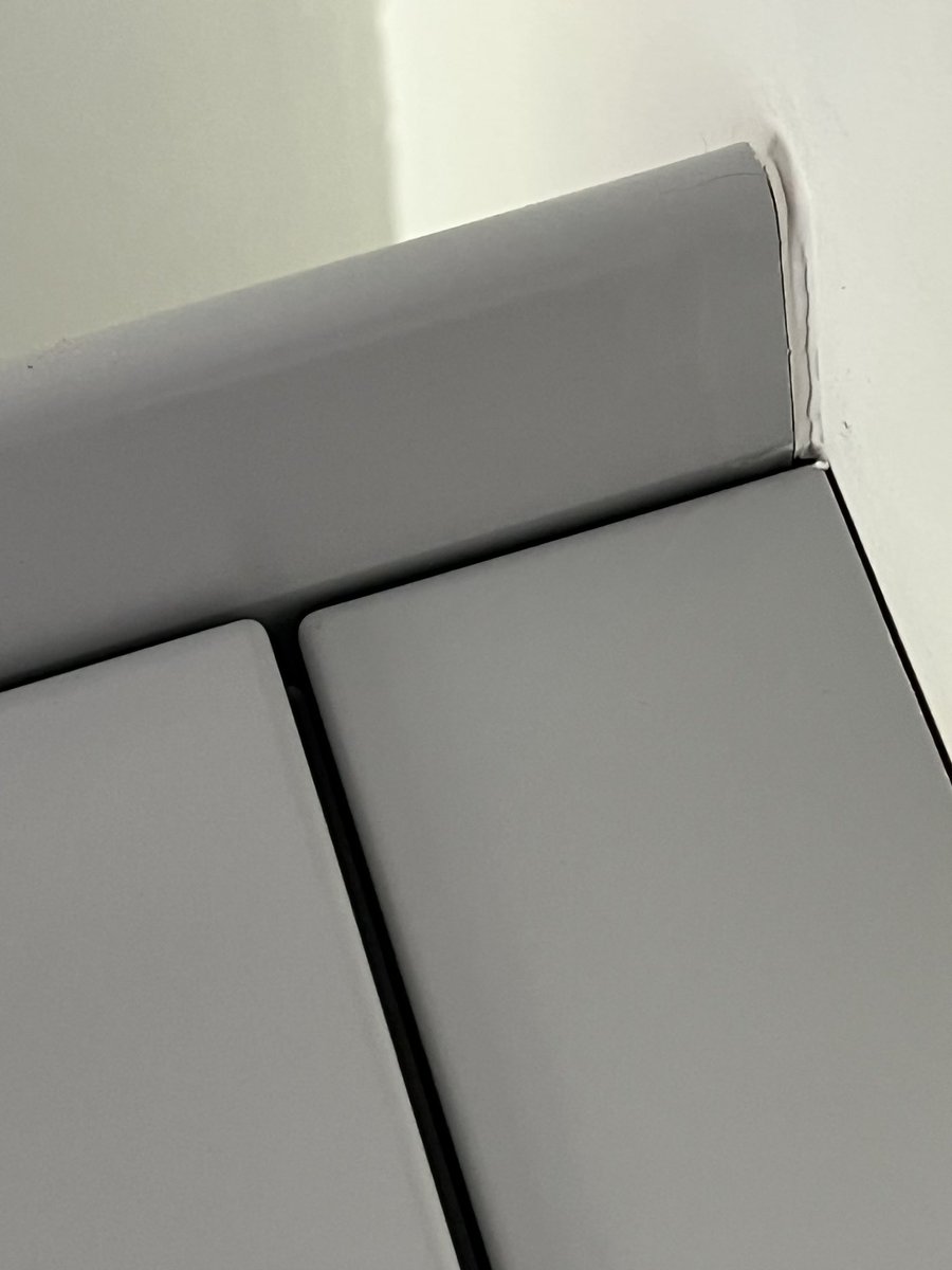 “Well it sort of fits” #JohnLewisKitchens thinks this is good enough. Ill fitting? Apparently thatsJohn Lewis quality for you. <a href="/johnlewishelp/">John Lewis & Partners Customer Service</a> <a href="/JohnLewisRetail/">John Lewis & Partners</a> What’s the betting we’ll get it all fixed for Christmas?