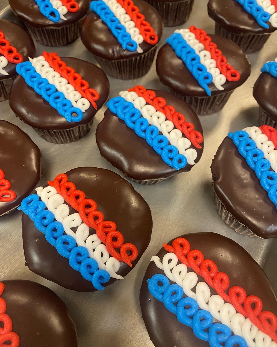 Today we remember and honor those who made the ultimate sacrifice.  ❤️🤍💙 #theygaveall