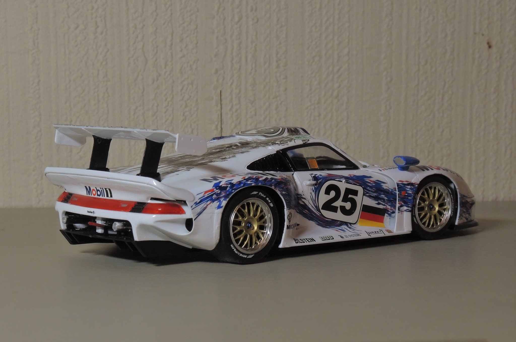 PORSCHE 911 GT1　1/14スケール　ポルシェ PORSCHE 911 GT1 1/14スケール ポルシェ PORSCHE 911 GT1 1/14