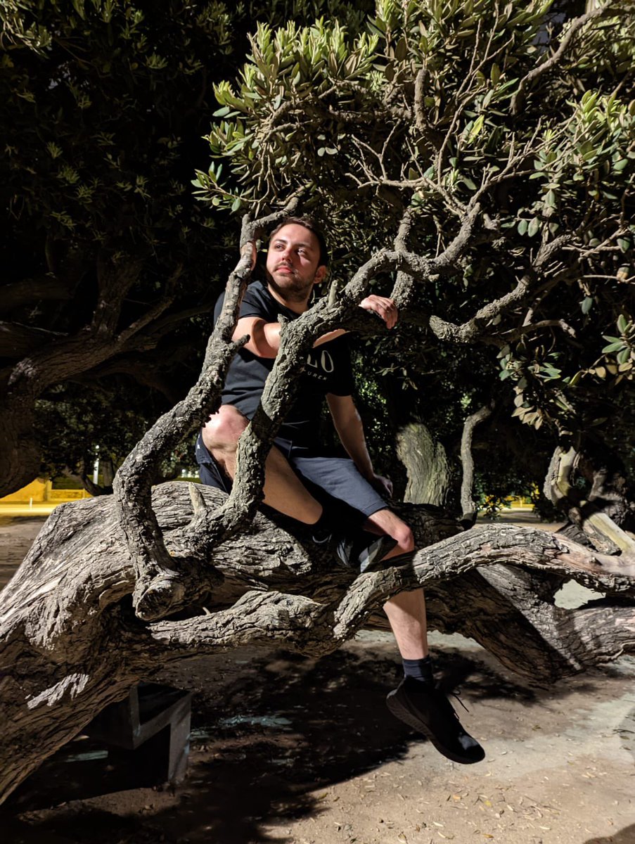 _almostlost's tweet image. Portugal.